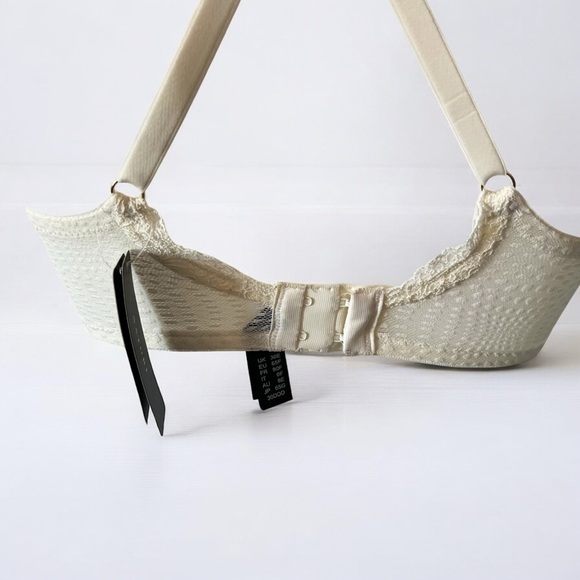 Natori Beyond Convertible Contour Underwire Sz 30F (3D) - Picture 7 of 11